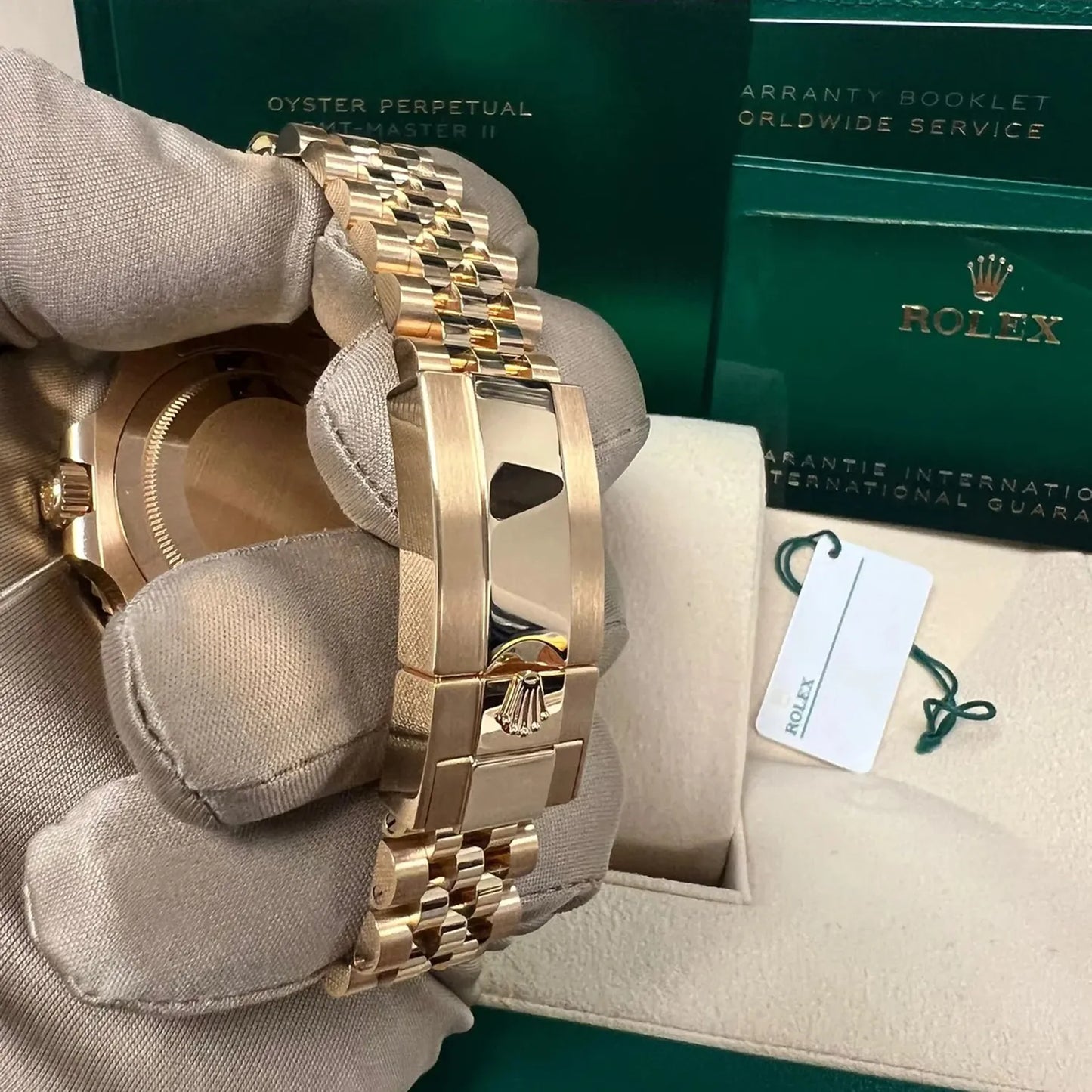Rolex GMT-Master II NEW RELEASE 2023 Jubilee 18ct Yellow Gold 126718GRNR-0001/126713GRNR-0001