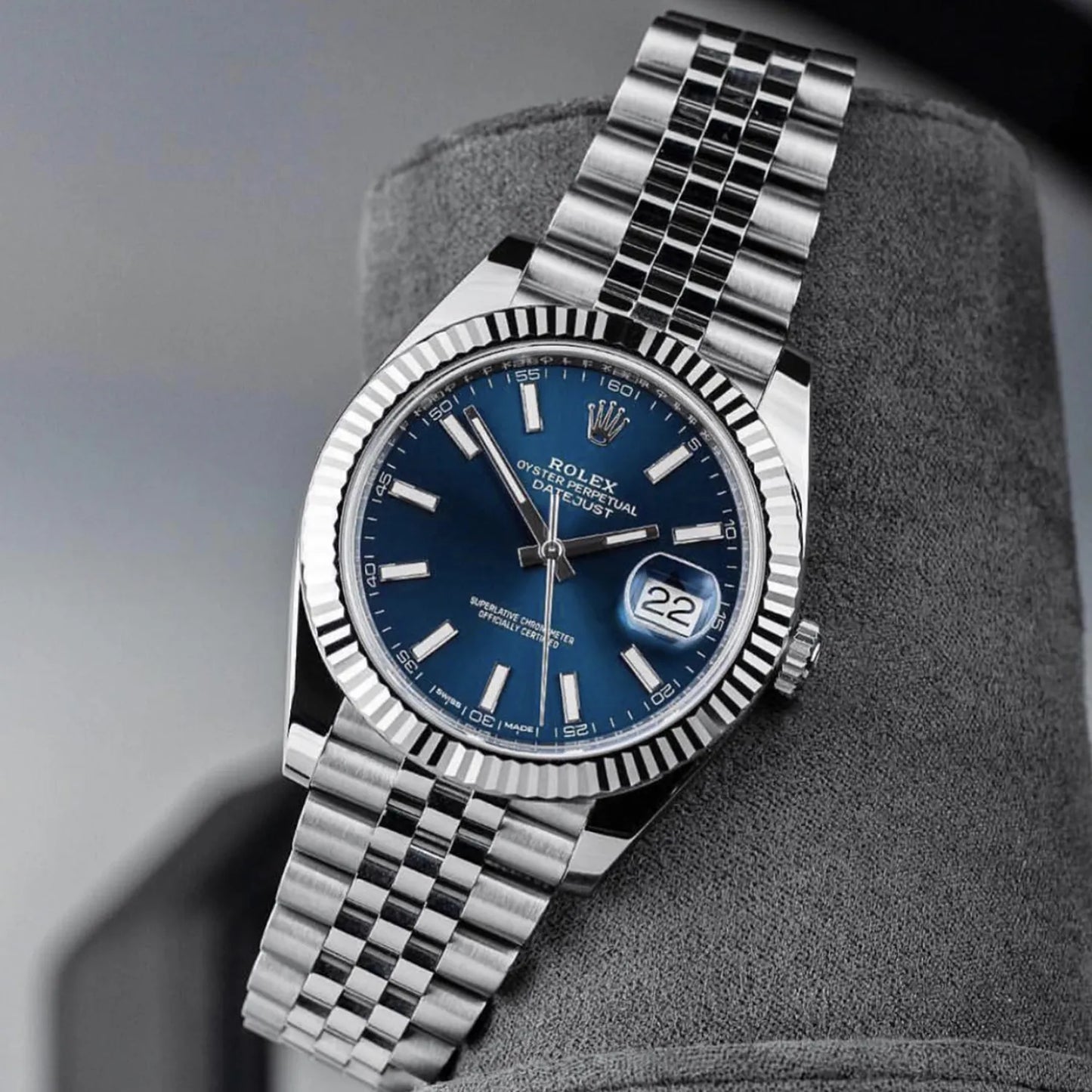 Rolex Datejust 41mm Oystersteel and white gold Bright Blue Dial 126334-0002